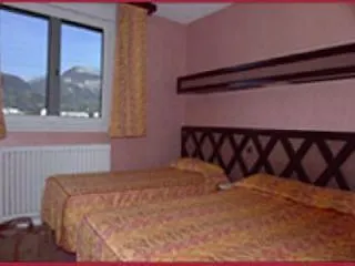 Alena Patinoire Hotel